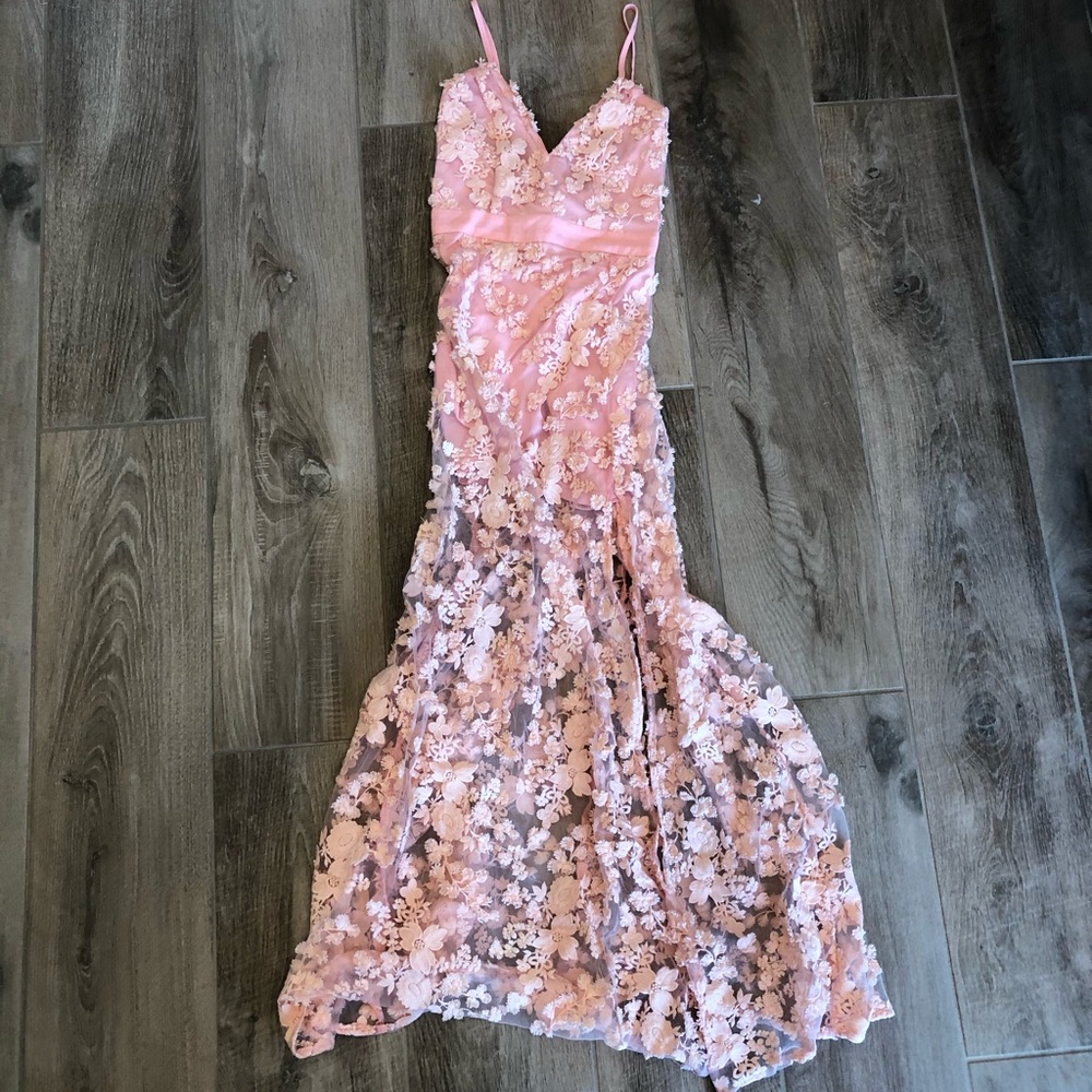 NWT Blush embroidered maxi dress